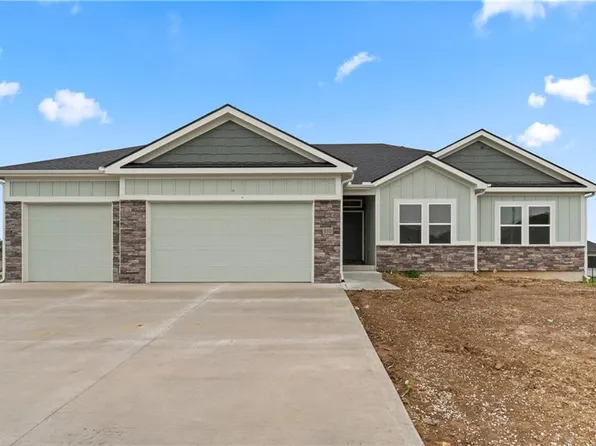 810 W Solomon Dr, Lone Jack, MO 64086