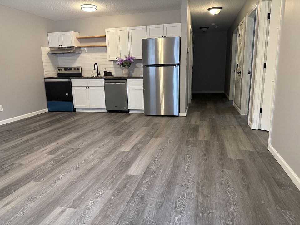 1st image of 239 Hartfield Rd #4