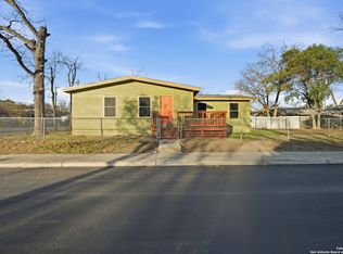215 SW 30th St, San Antonio, TX 78237