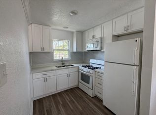 923 Knight St #A2, Houston, TX 77022