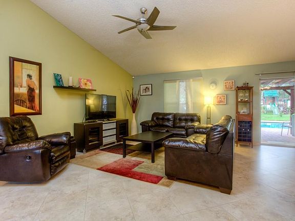 4th image of 4811 Cordova Way S
