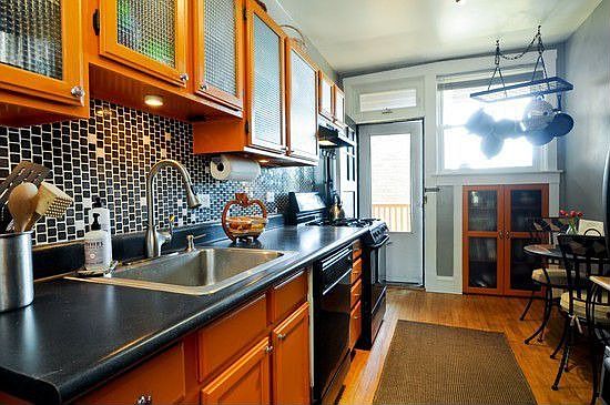 3rd image of 1427 W Summerdale Ave APT 3A