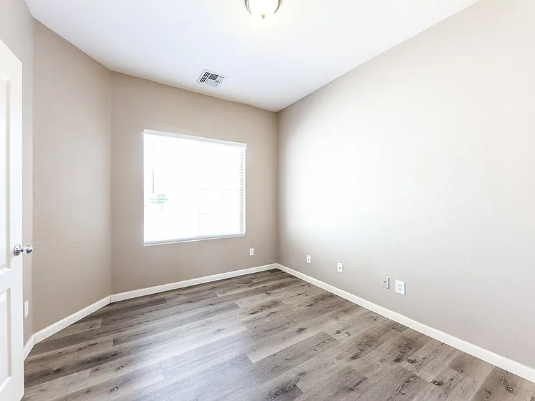 14133 W Crocus Dr — Photo 14