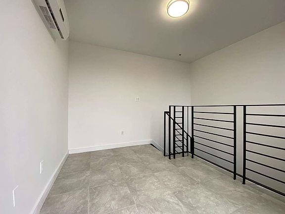 3rd image of 28A Lawton St #4A
