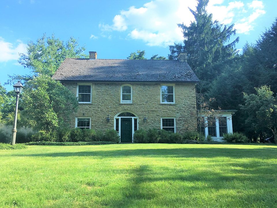 343 Cedar St