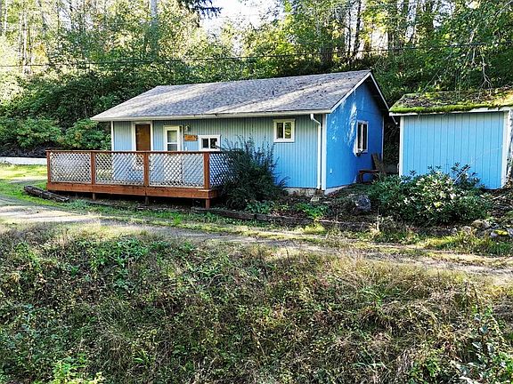 2nd image of 531 W Arrowhead Drive