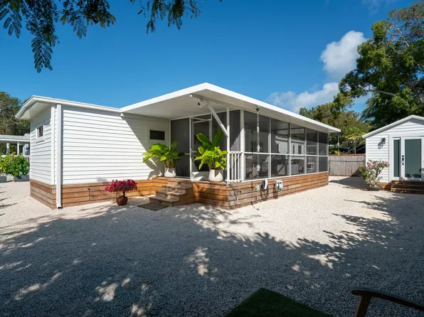 216 Lee Ave, Key Largo, FL 33037