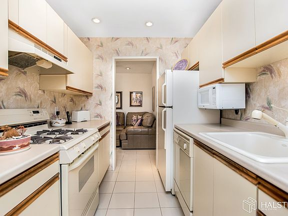 4th image of 110 Dehaven Dr APT 614