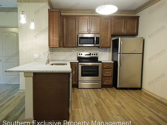 4th image of 307 Professional Park Dr APT G