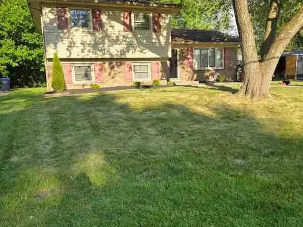 7917 Brookridge Ln, Louisville, KY 40219