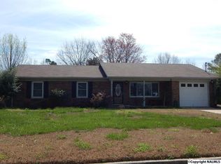 2203 Apolla Ln SE, Decatur, AL 35601