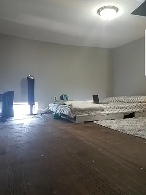 Rented by NYC Realty Brokers LLC | media 25