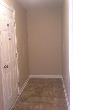 3rd image of 2415 Agassiz Dr