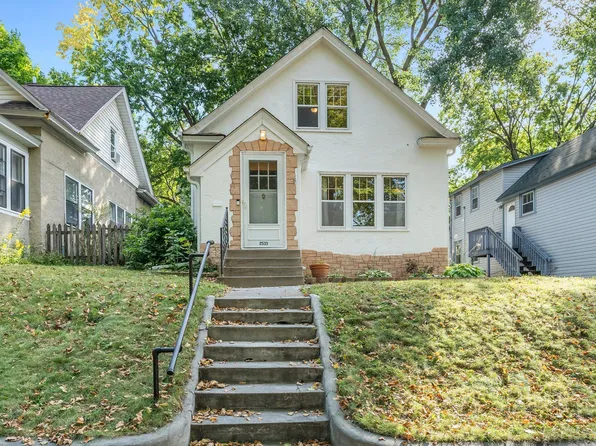 2533 Pierce St NE, Minneapolis, MN 55418