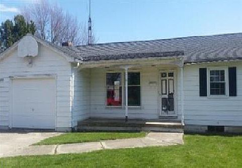 1st image of 827 N Thoman St