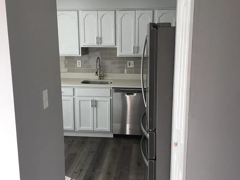5758 Yellowrose Ct — Photo 2