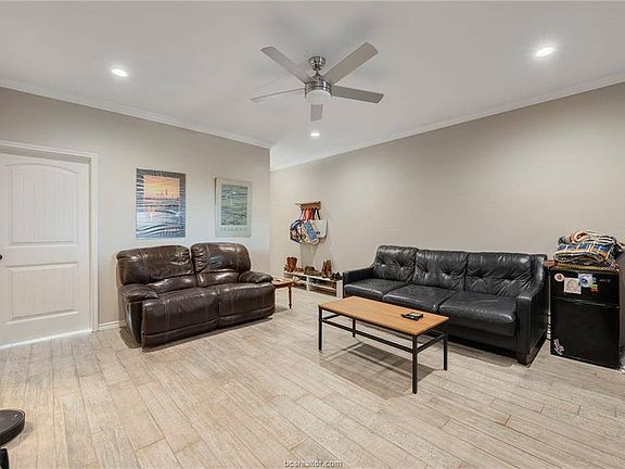 3rd image of 3317 Wakewell Ct