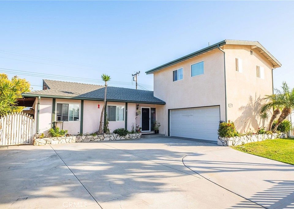 1st image of 9360 Larkspur Dr
