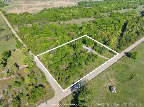 20233 S 85th St E, Webbers Falls, OK 74470