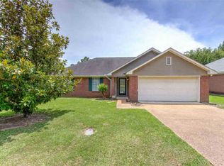5033 Womack Dr, Jackson, MS 39272