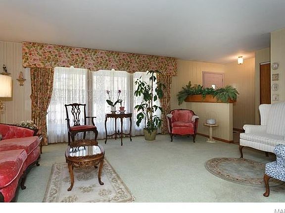 2nd image of 11633 Norgate Dr