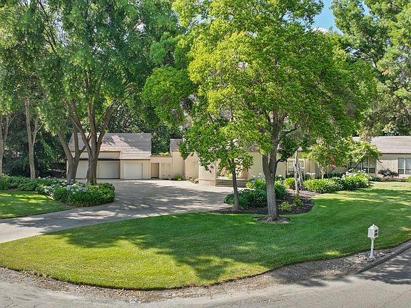 2nd image of 9475 N Michelle Ln