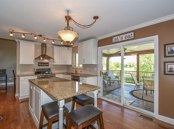 5th image of 14448 W Melbourne Pl