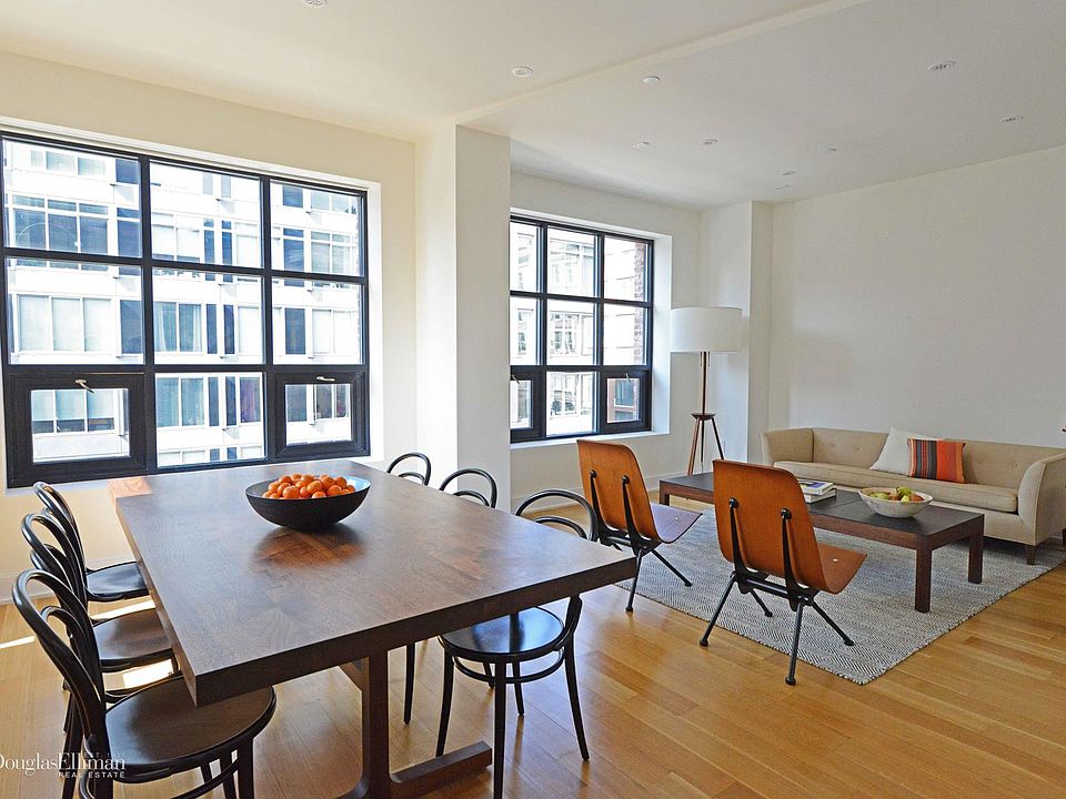 1st image of 449 Washington St APT 3
