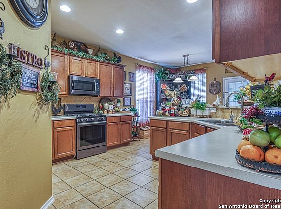 2nd image of 13804 Biltmore Lks