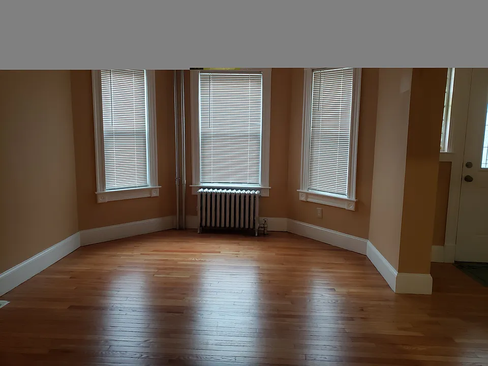 105 Draper St #1