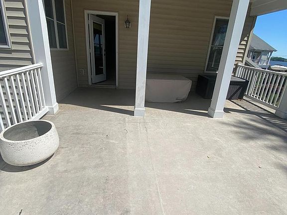 4th image of 1101 Sea View Ave