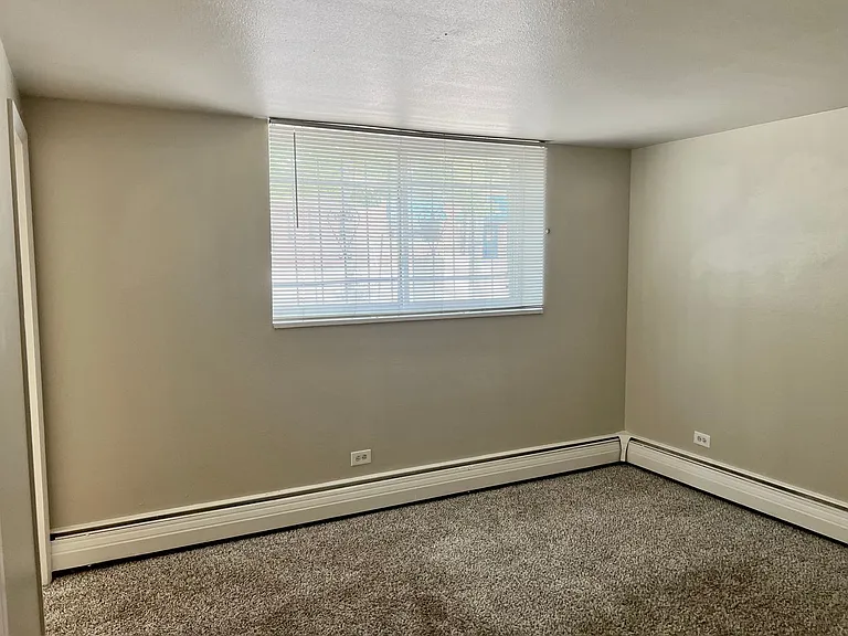 1390 N Emerson St #17 — Photo 10