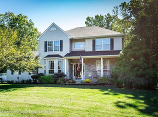 7 Arrowhead Cir, Jackson, NJ 08527