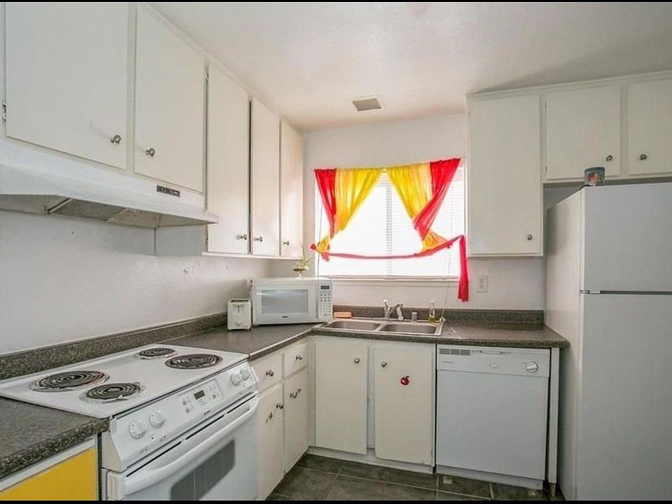 1st image of 5943 Bamford Dr