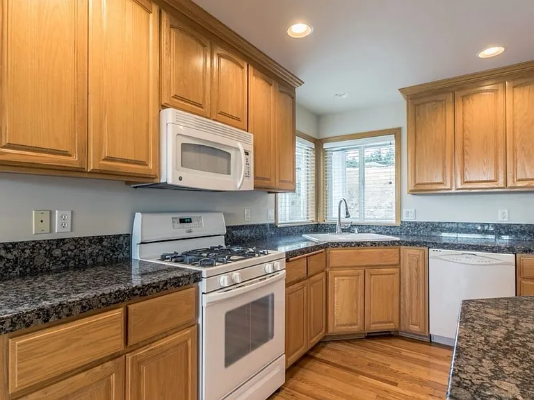 38th Street Ct E — Photo 17