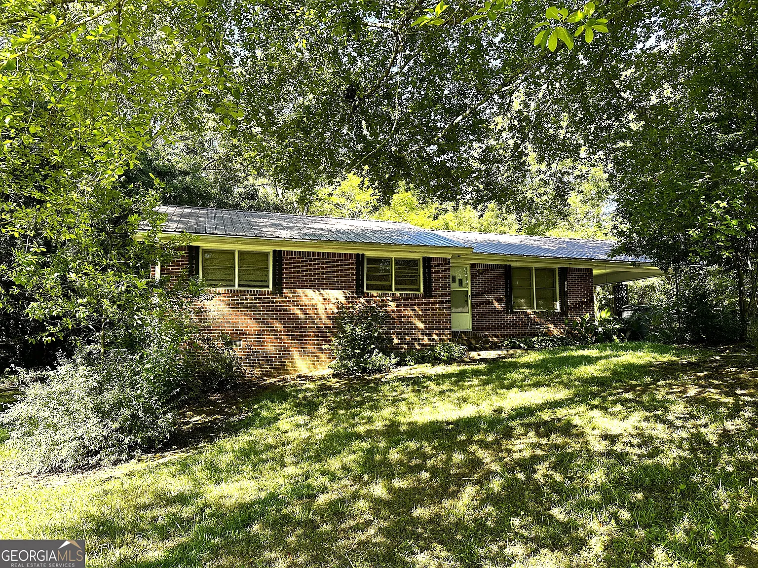 182 Edgewood Ave photo 1