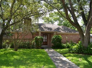 1007 Villa Court Dr, Seabrook, TX 77586