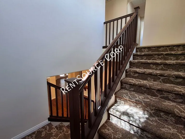24310 Las Palmas St — Photo 22