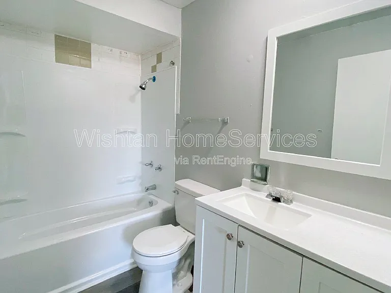 219 Charleston Blvd #5 — Photo 9