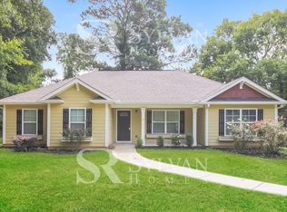 16 Cooper Lake Rd SW, Mableton, GA 30126