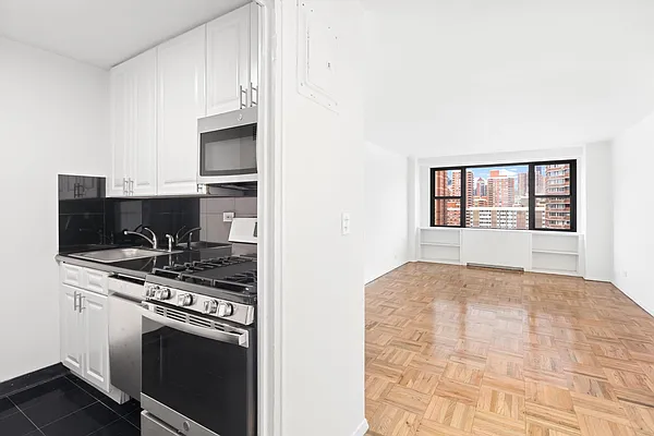 Rented by GoodRock Realty | media 14