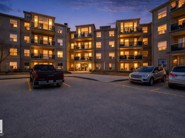 9760 174th St NW #101, Edmonton, AB T5T 6J4