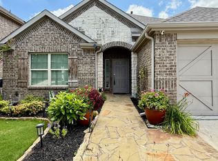 3728 Holly Brook Dr, Fort Worth, TX 76244