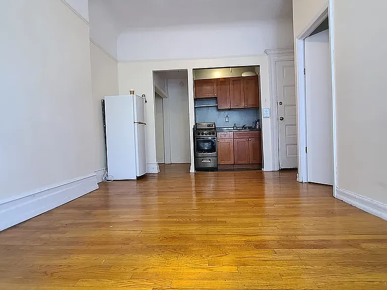 867 Park Pl #3A — Photo 5