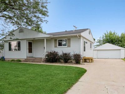 1007 Clifton St NE, Cedar Rapids, IA, 52402