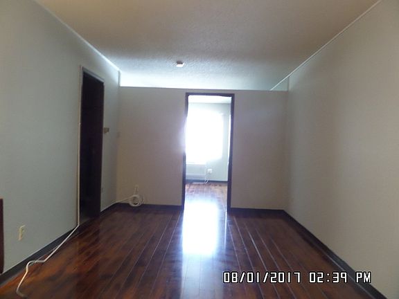 2nd image of 3130 W Monroe St APT 309