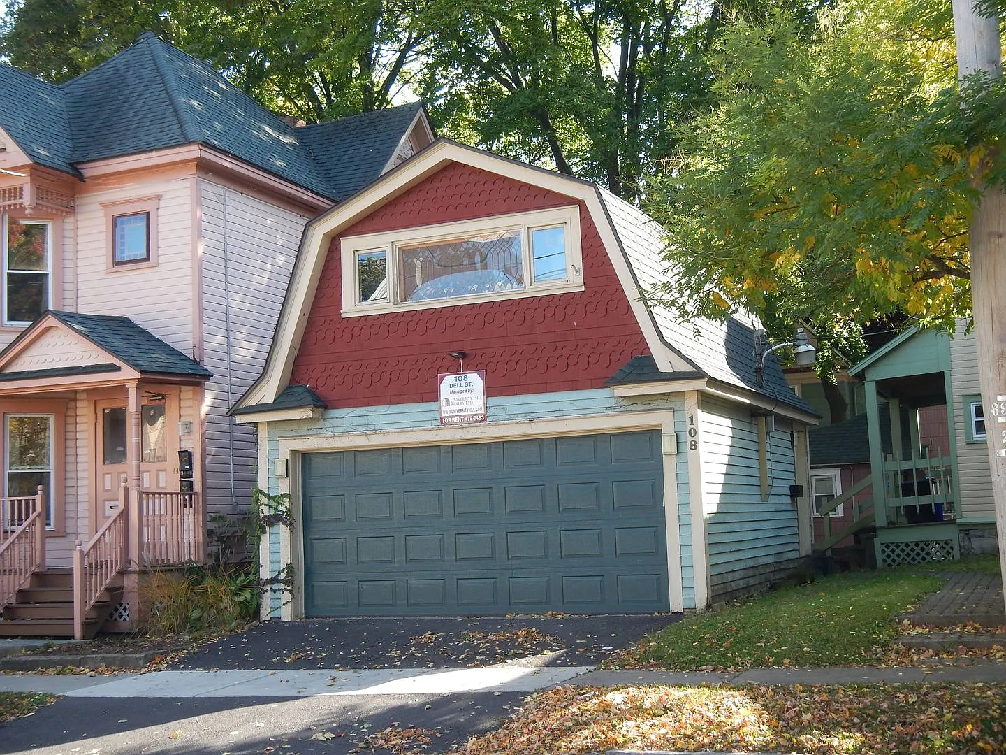 108 Dell St - Avail. 6/1/27 - Charming Efficiency-One Block From Shops, Eateries and Bus Line — Photo 2