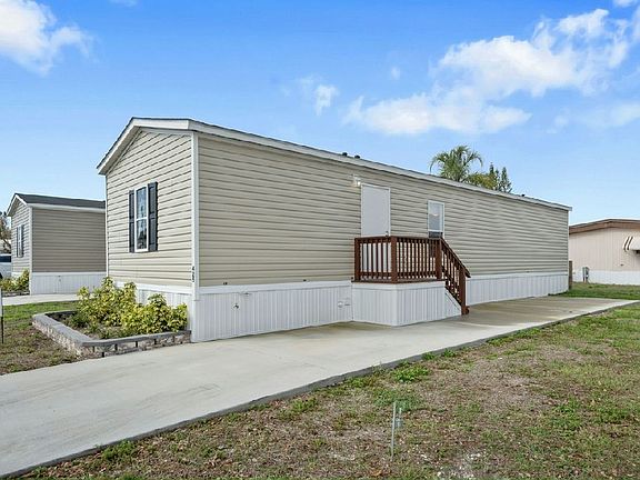 2nd image of 425 E Erie Dr #425-EED