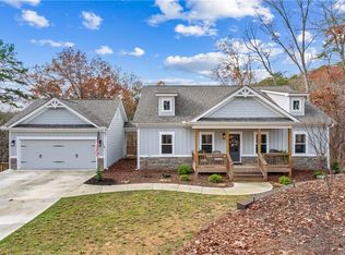 117 Mescalero Ct, Waleska, GA 30183