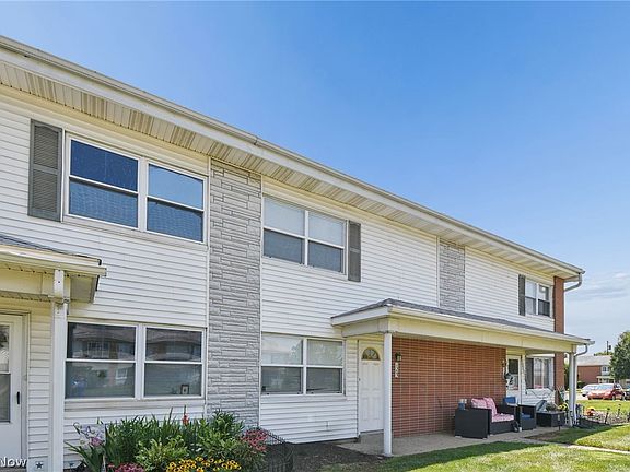 3rd image of 129 Buckeye Cir